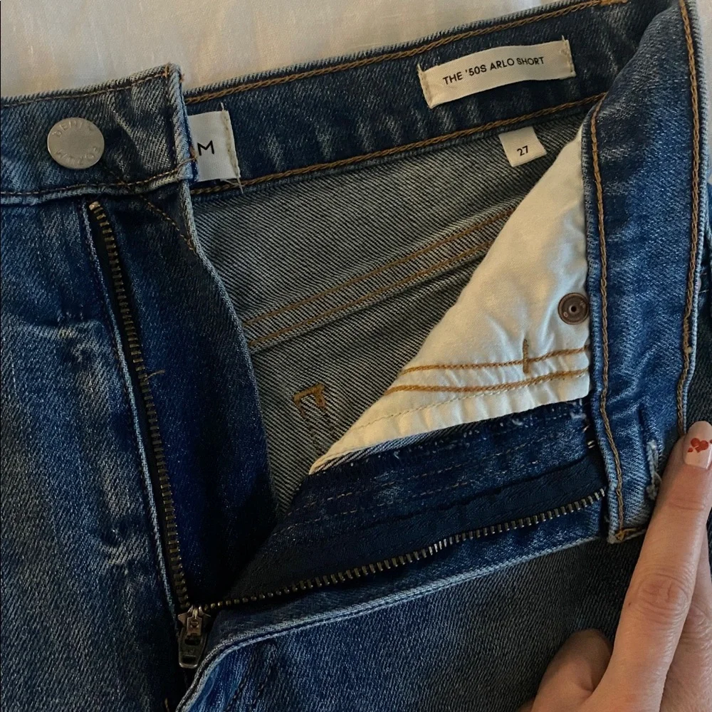 EUC Aritzia Denim Forum The 50s Arlo Short High Rise Hi-Rise Jean Shorts size 27